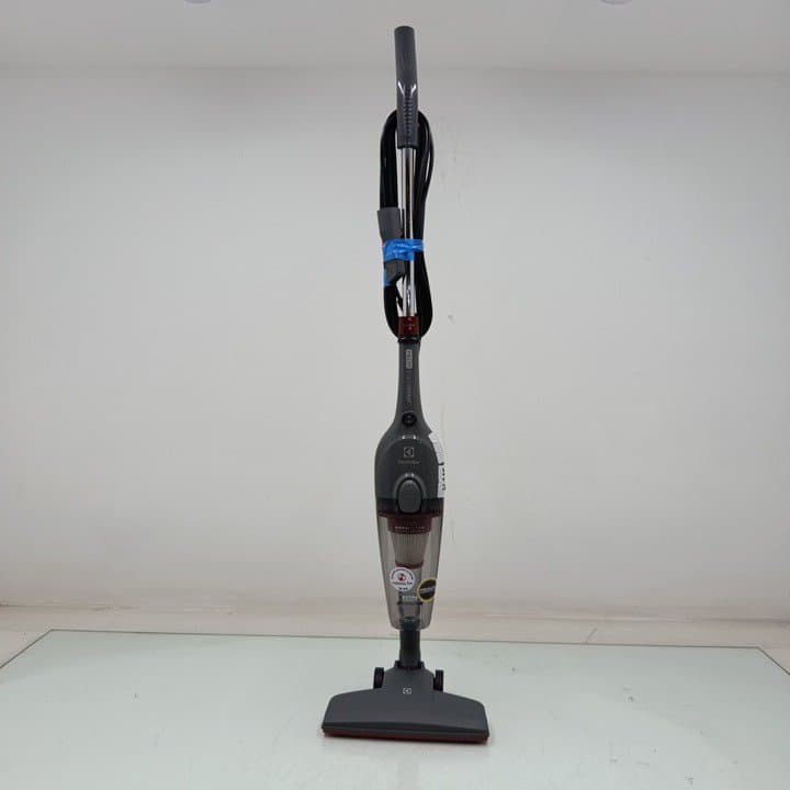 Miniatura 1 de Aspirador Electrolux Stk15 Com Fio 1450w 2 Em 1 - Preto