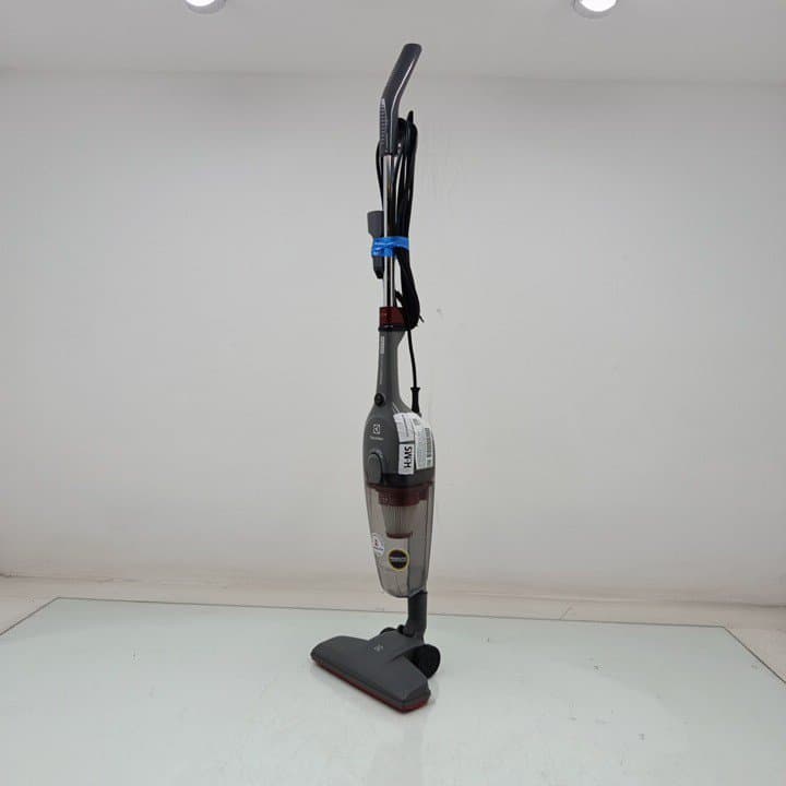 Miniatura 2 de Aspirador Electrolux Stk15 Com Fio 1450w 2 Em 1 - Preto