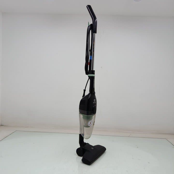 Miniatura 2 de Aspirador Electrolux Stk12 De Po Vertical Com Fio 1100w 2 Em 1 - Preto